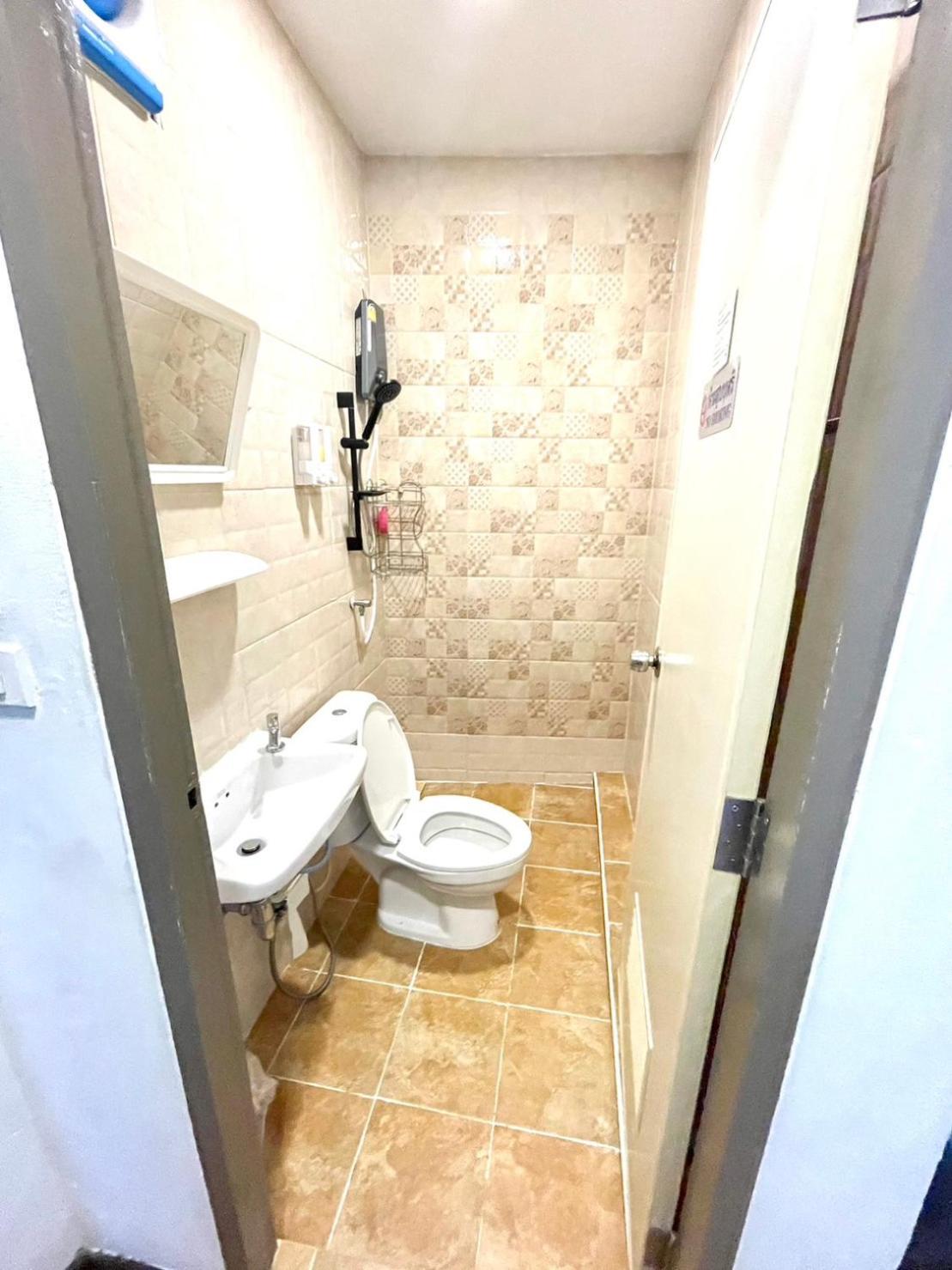 Inn Trog And Inn Soi (Adults Only) Bangkok Luaran gambar