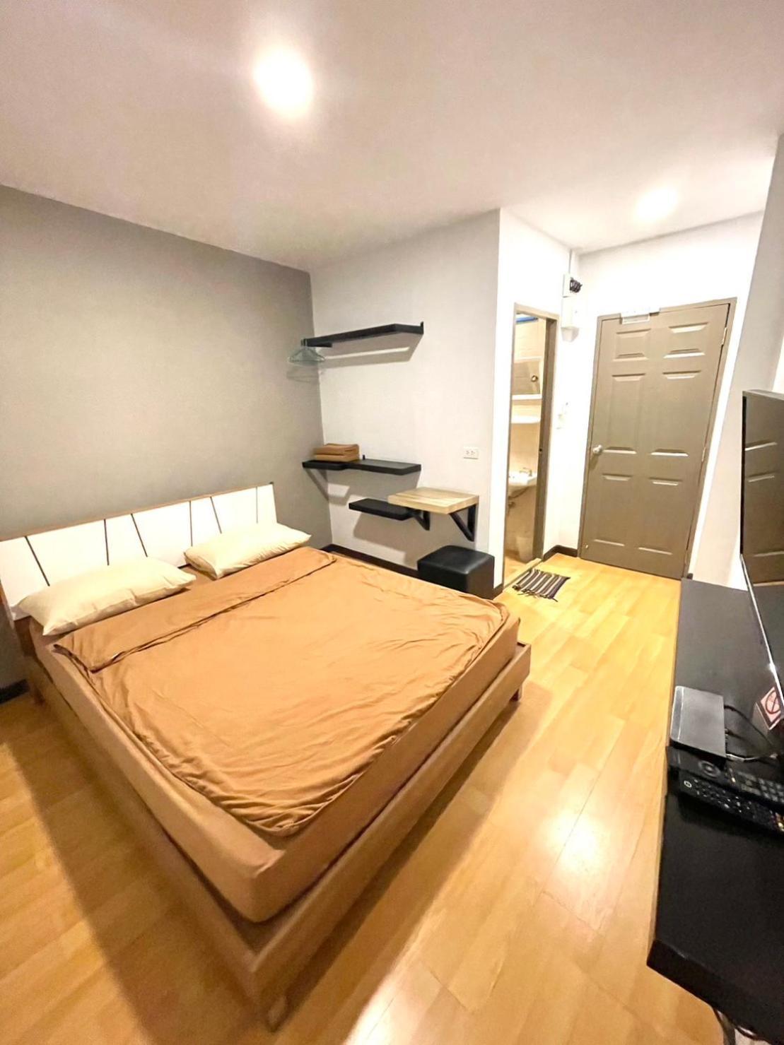 Inn Trog And Inn Soi (Adults Only) Bangkok Luaran gambar