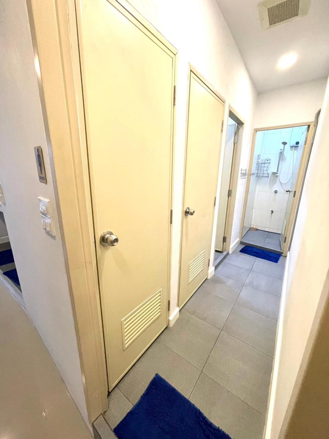 Inn Trog And Inn Soi (Adults Only) Bangkok Luaran gambar