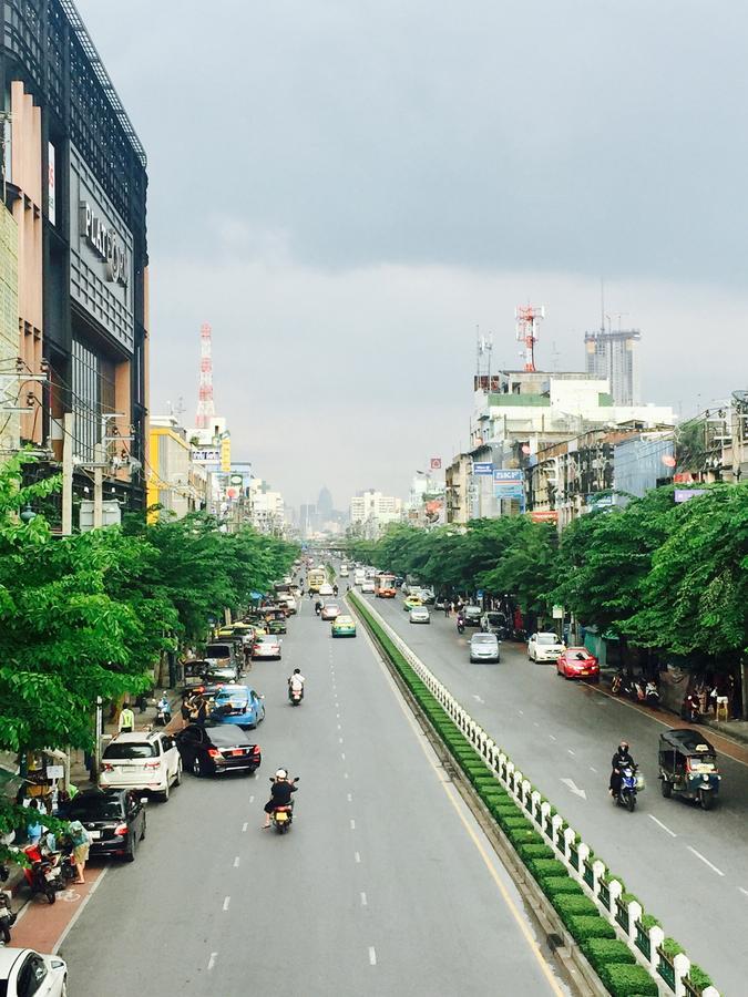 Inn Trog And Inn Soi (Adults Only) Bangkok Luaran gambar