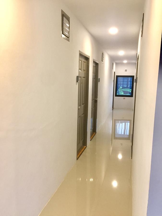 Inn Trog And Inn Soi (Adults Only) Bangkok Luaran gambar
