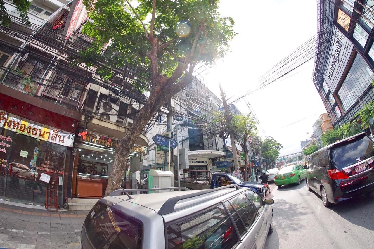 Inn Trog And Inn Soi (Adults Only) Bangkok Luaran gambar