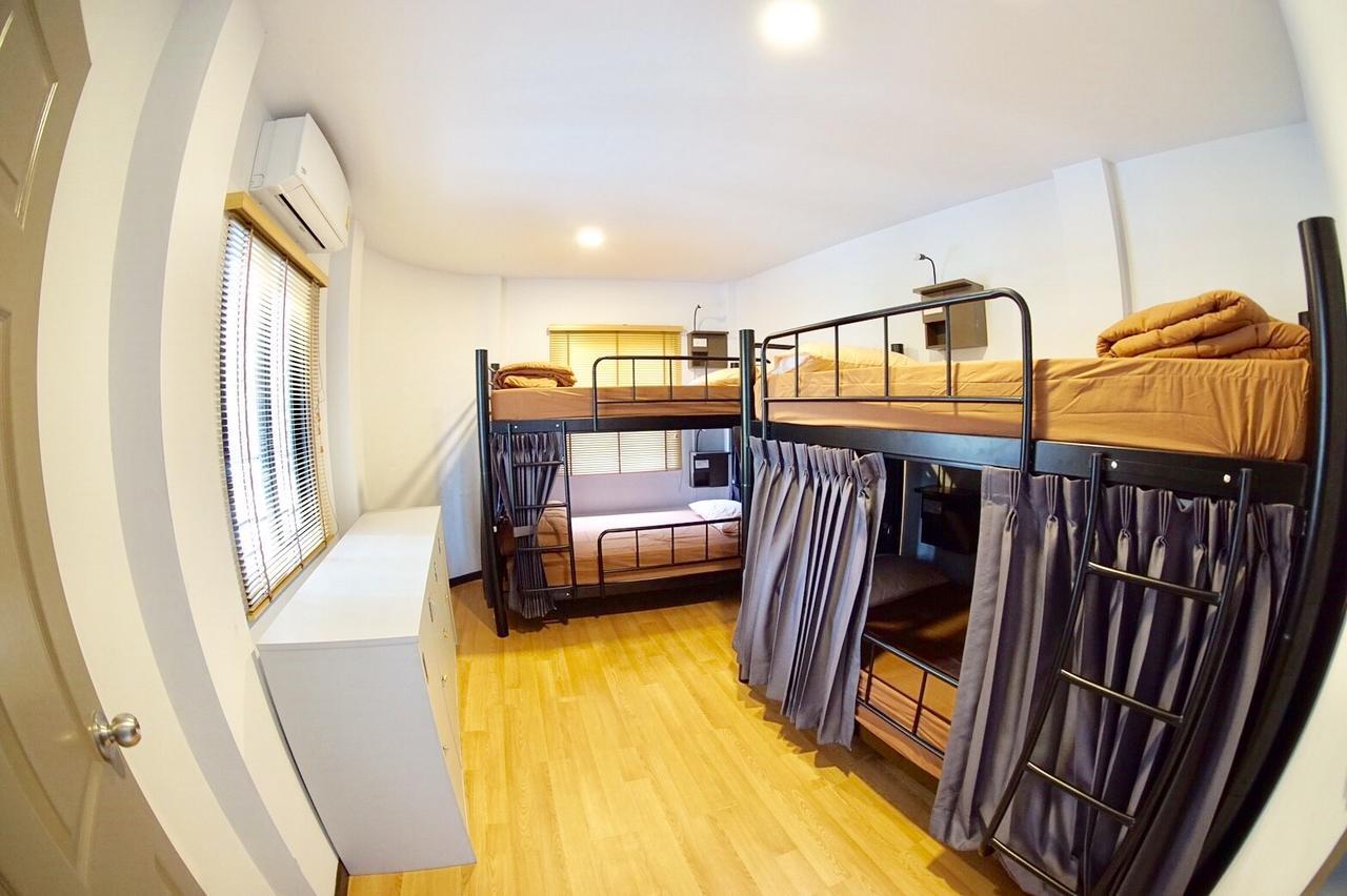Inn Trog And Inn Soi (Adults Only) Bangkok Luaran gambar