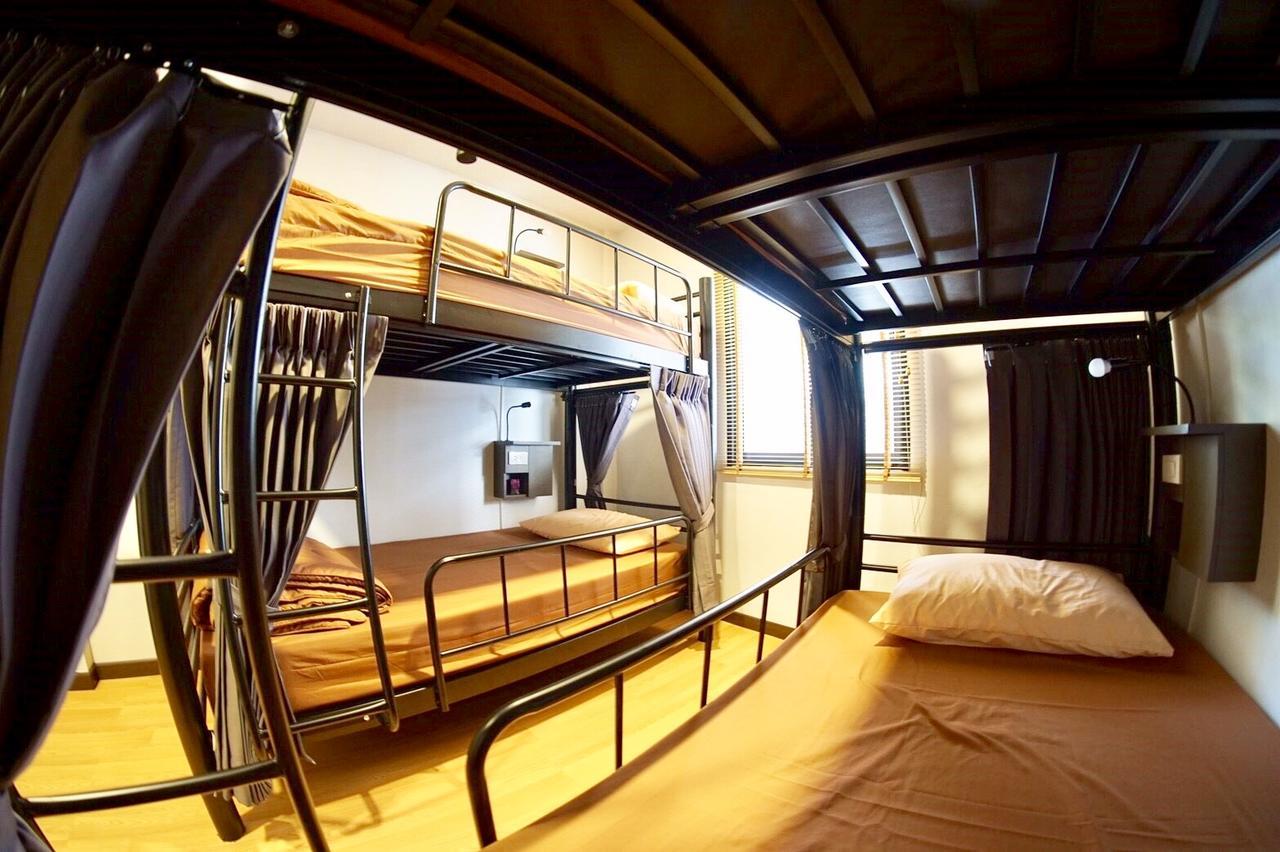 Inn Trog And Inn Soi (Adults Only) Bangkok Luaran gambar