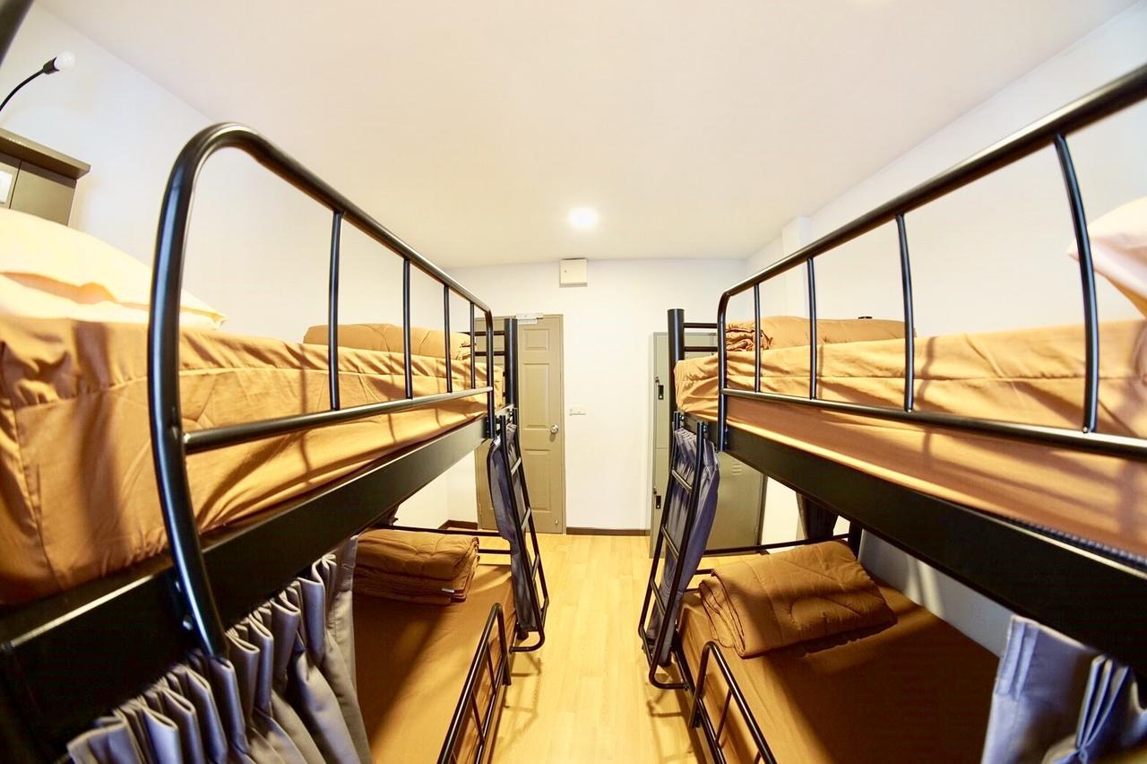 Inn Trog And Inn Soi (Adults Only) Bangkok Luaran gambar